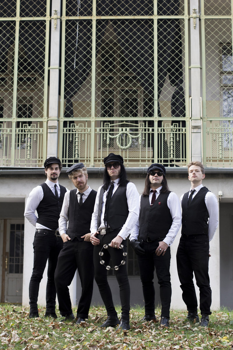 Wild Evel and the Thrashbones